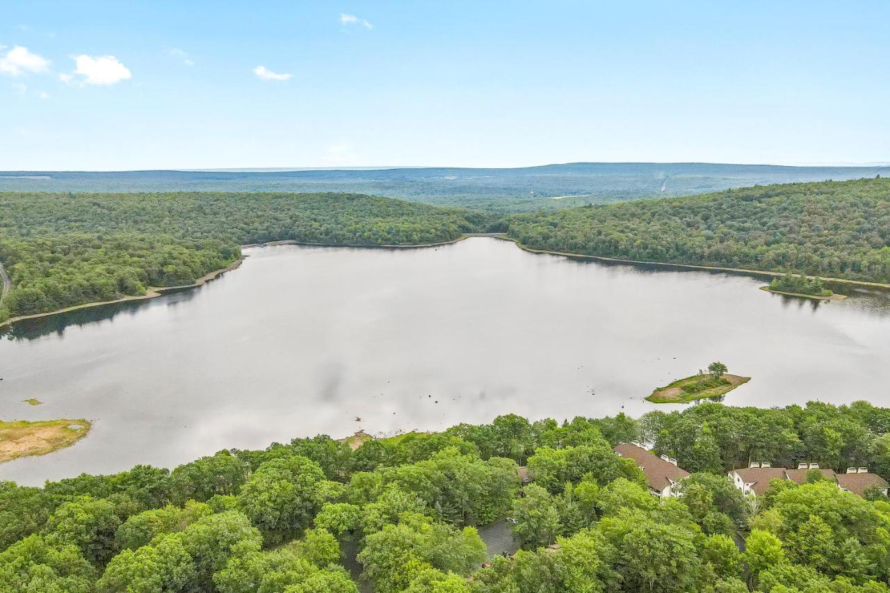 Big Boulder Lake Townhome Лейк-Хармони Экстерьер фото