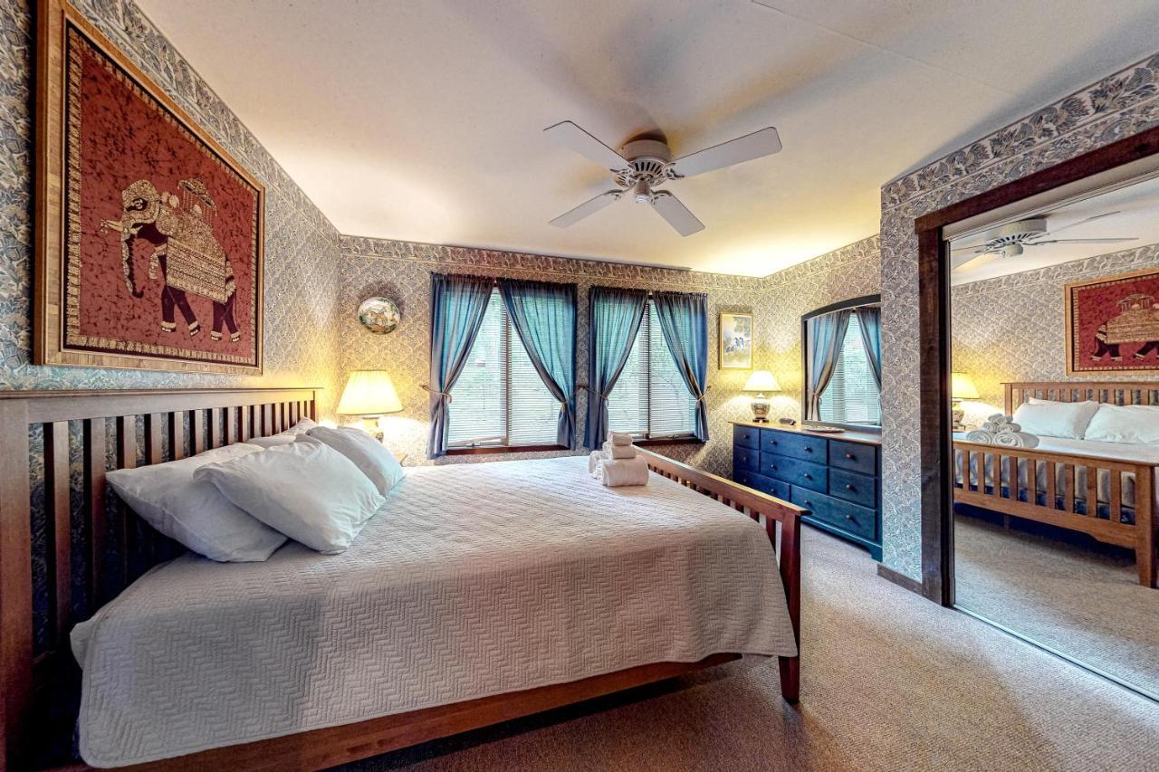 Big Boulder Lake Townhome Лейк-Хармони Экстерьер фото